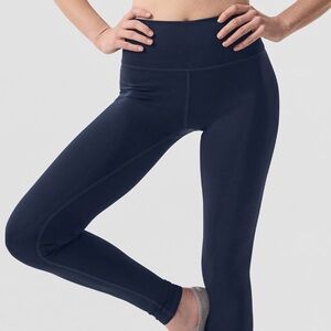 Alo Yoga High-Waist Airlift Legging Navy